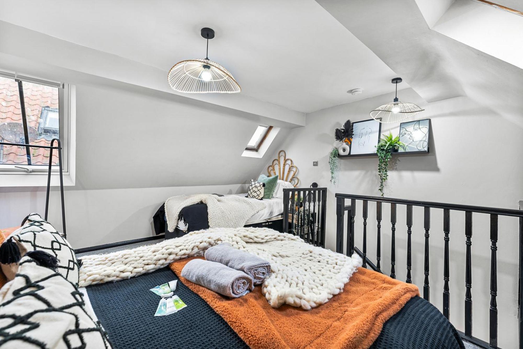 30 Percent Off! Elegant Cottage Of Whitby - Sleeps 5 المظهر الخارجي الصورة